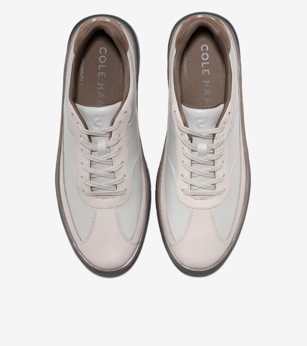 mens_grandproslash_featherarc_bike_toe_sneakers_3-4.webp Cole Haan Extended Sizes & Widths | Sneakers*Men's GrandPrø FeatherArc Bike Toe Sneakers Drizzle-Blueberry-Lava